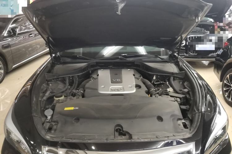 Used Infiniti Q70 2017 Q70L 2.5L Enjoyment Edition Engine Bay
