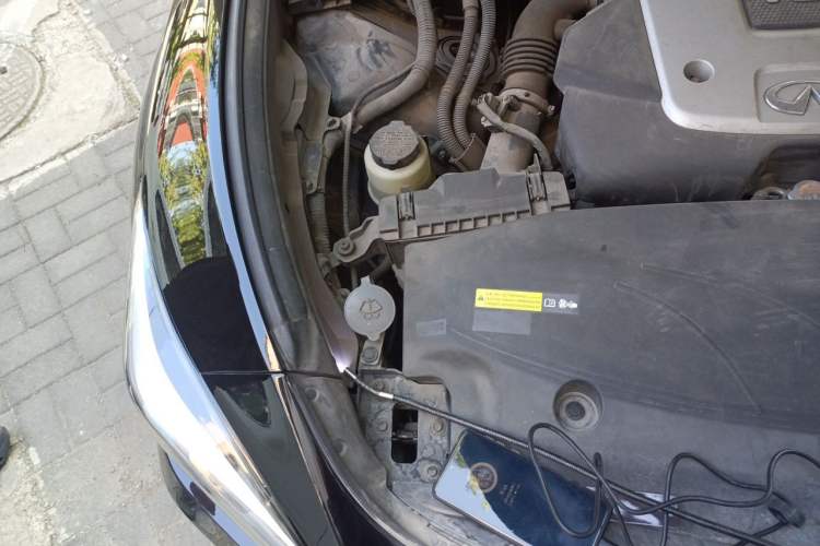 Used Infiniti Q70 2017 Q70L 2.5L Enjoyment Edition Engine Bay Right