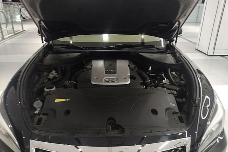 Used Infiniti Q70 2017 Q70L 2.5L Elite Edition Engine Bay