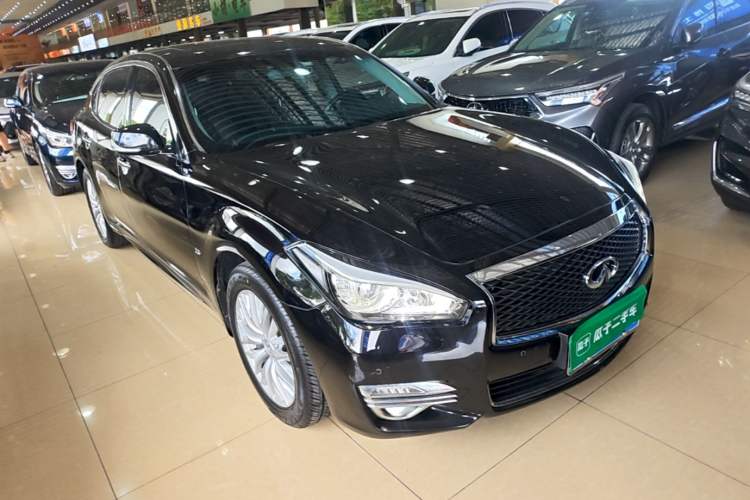 Used Infiniti Q70 2017 Q70L 2.5L Enjoyment Edition Exterior 1