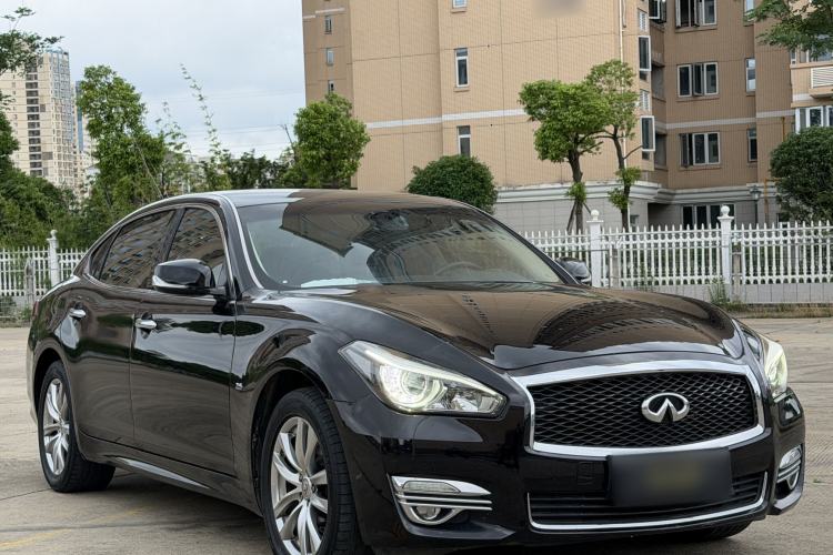 Used Infiniti Q70 2017 Q70L 2.5L Elite Edition Exterior 1