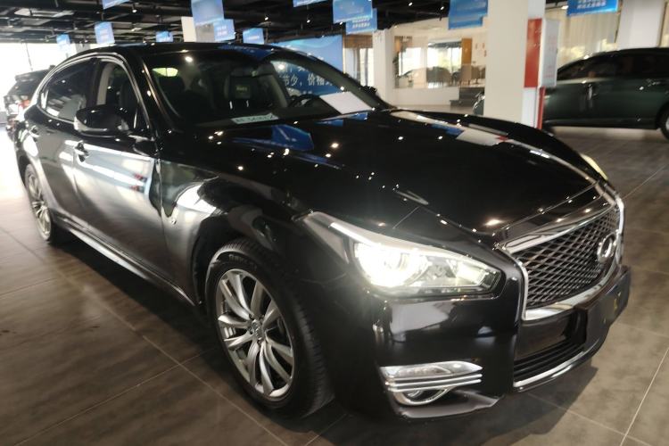 Used Infiniti Q70 2017 Q70L 2.5L Elite Edition Exterior 2