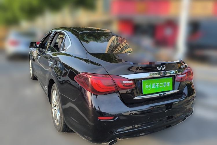 Used Infiniti Q70 2017 Q70L 2.5L Enjoyment Edition Exterior 3