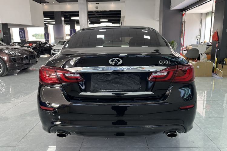 Used Infiniti Q70 2017 Q70L 2.5L Elite Edition Exterior 3