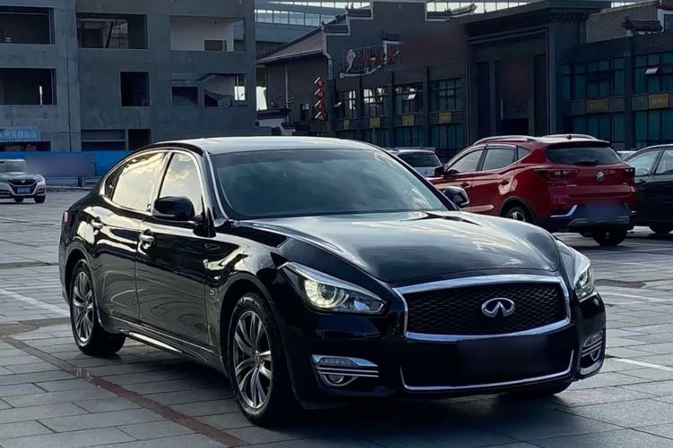 Used Infiniti Q70 2017 Q70L 2.5L Elite Edition Exterior 4