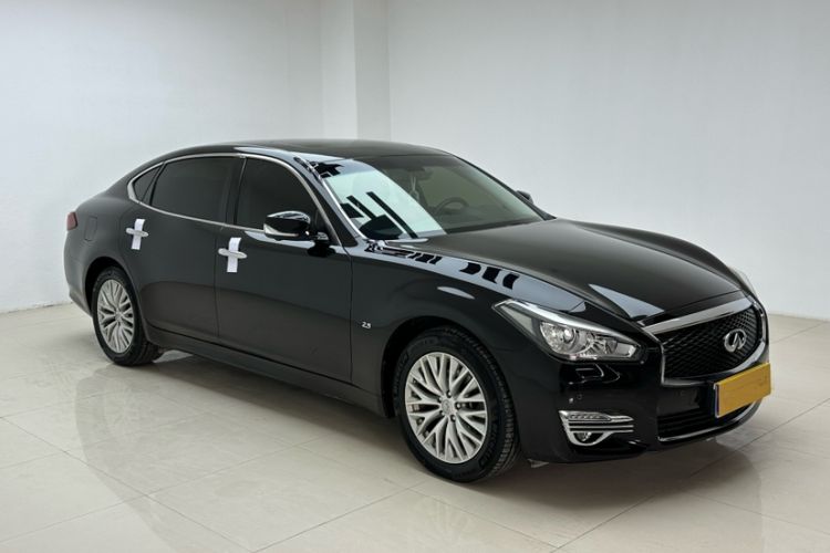 Used Infiniti Q70 2017 Q70L 2.5L Enjoyment Edition Exterior 5