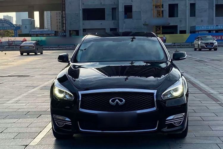 Used Infiniti Q70 2017 Q70L 2.5L Elite Edition Exterior 5