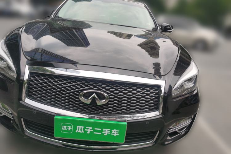 Used Infiniti Q70 2017 Q70L 2.5L Enjoyment Edition Front
