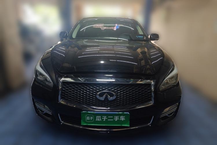 Used Infiniti Q70 2017 Q70L 2.5L Enjoyment Edition Front