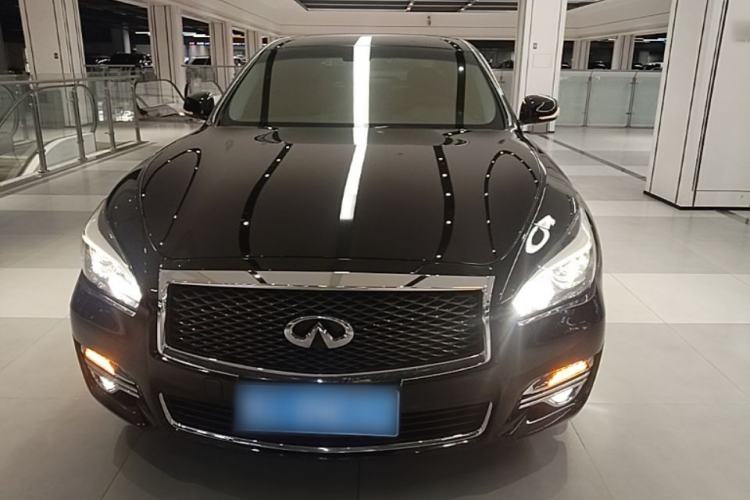 Used Infiniti Q70 2017 Q70L 2.5L Elite Edition Front