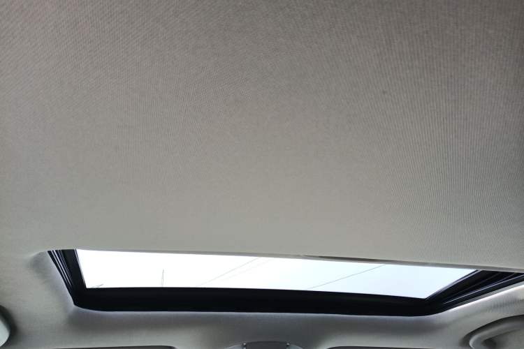 Used Infiniti Q70 2017 Q70L 2.5L Enjoyment Edition Headliner