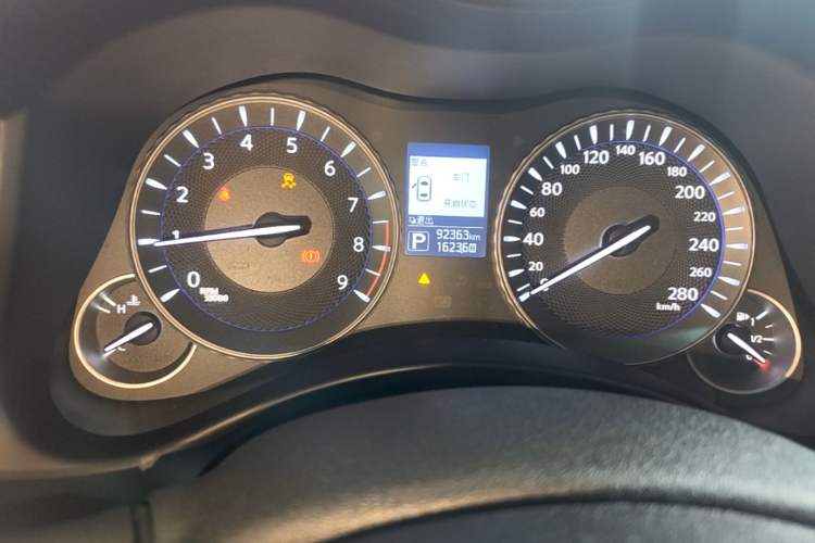 Used Infiniti Q70 2017 Q70L 2.5L Enjoyment Edition Instrument Cluster