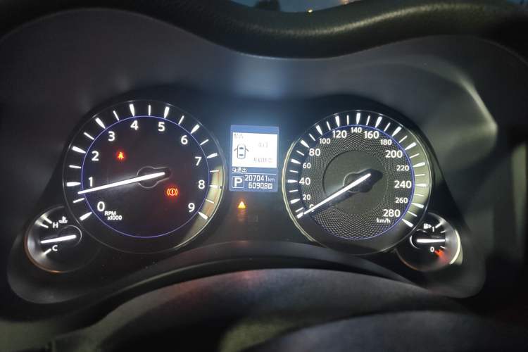 Used Infiniti Q70 2017 Q70L 2.5L Elite Edition Instrument Cluster