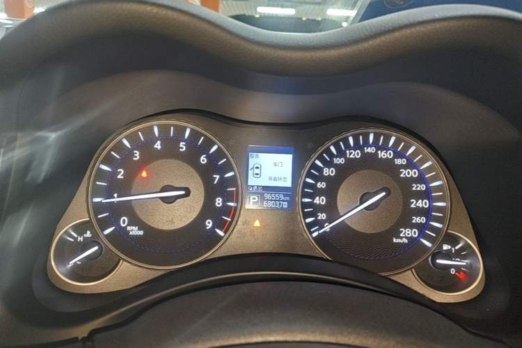 Used Infiniti Q70 2017 Q70L 2.5L Enjoyment Edition Instrument Cluster