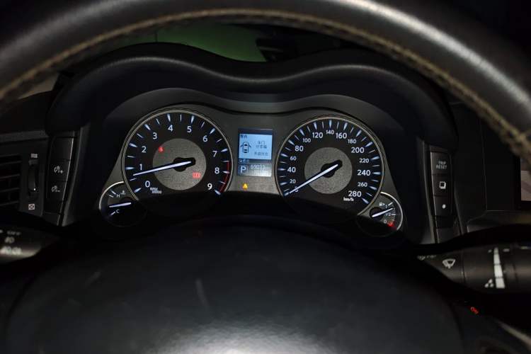 Used Infiniti Q70 2017 Q70L 2.5L Elite Edition Instrument Cluster