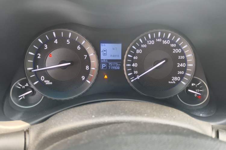 Used Infiniti Q70 2017 Q70L 2.5L Elite Edition Instrument Cluster