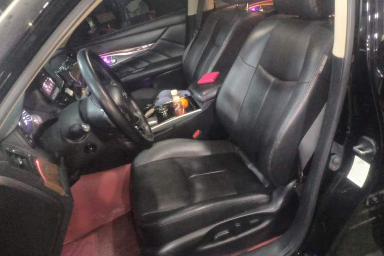 Used Infiniti Q70 2017 Q70L 2.5L Elite Edition Left Front Seat