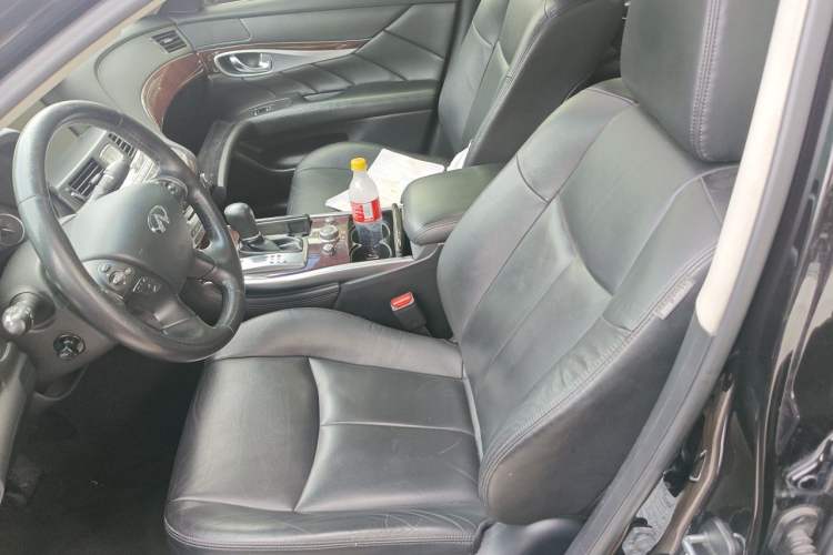 Used Infiniti Q70 2017 Q70L 2.5L Elite Edition Left Front Seat