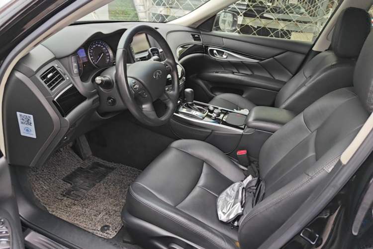 Used Infiniti Q70 2017 Q70L 2.5L Elite Edition Left Front Seat