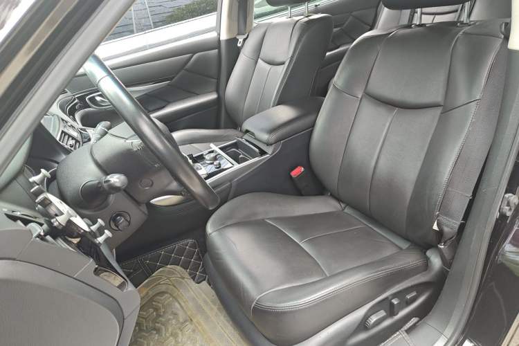 Used Infiniti Q70 2017 Q70L 2.5L Elite Edition Left Front Seat