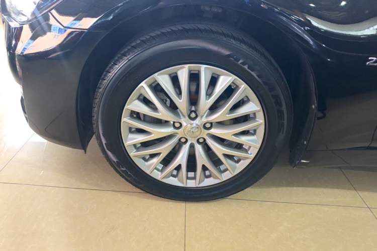 Used Infiniti Q70 2017 Q70L 2.5L Enjoyment Edition Left Front Wheel Hub