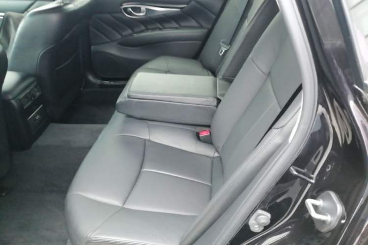 Used Infiniti Q70 2017 Q70L 2.5L Elite Edition Left Rear Seat