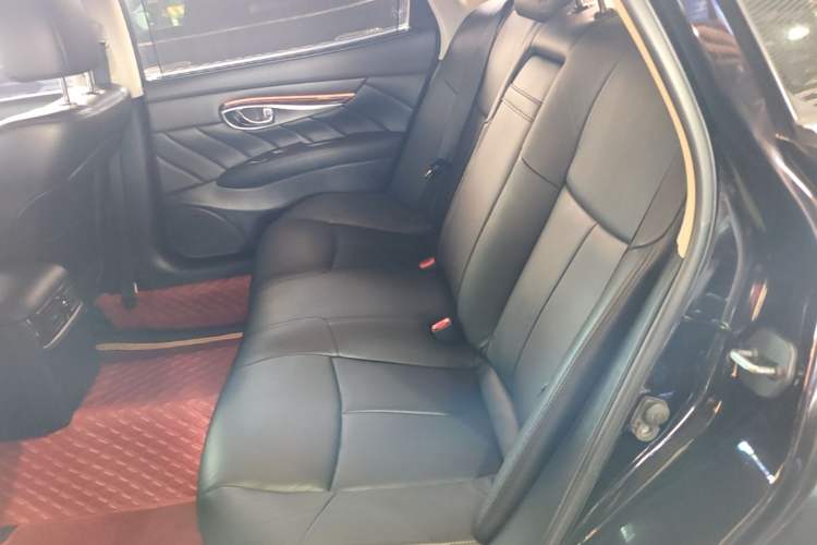 Used Infiniti Q70 2017 Q70L 2.5L Enjoyment Edition Left Rear Seat