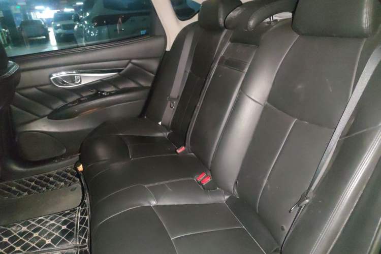 Used Infiniti Q70 2017 Q70L 2.5L Elite Edition Left Rear Seat
