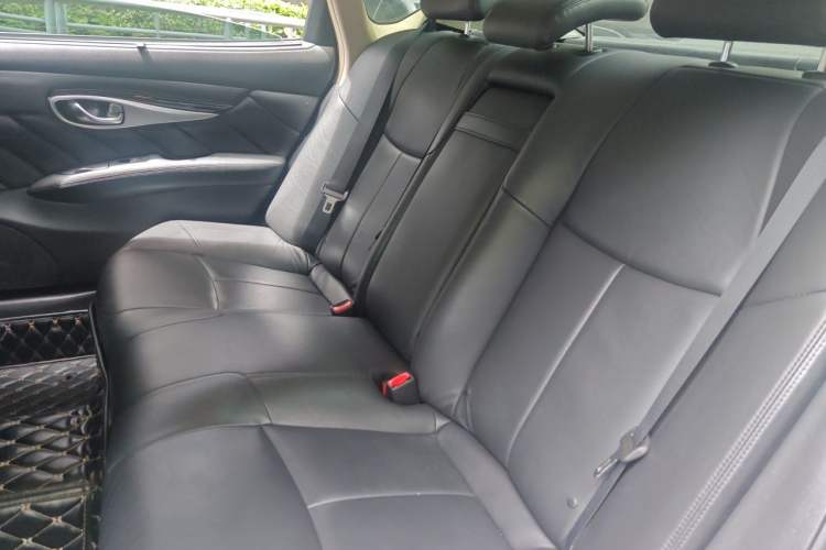 Used Infiniti Q70 2017 Q70L 2.5L Elite Edition Left Rear Seat