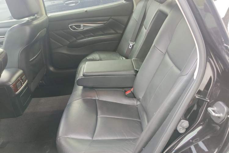 Used Infiniti Q70 2017 Q70L 2.5L Elite Edition Left Rear Seat