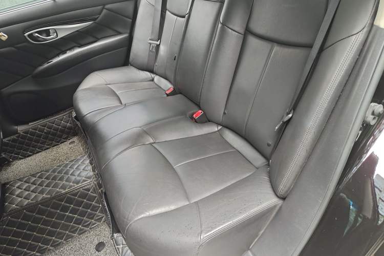 Used Infiniti Q70 2017 Q70L 2.5L Elite Edition Left Rear Seat