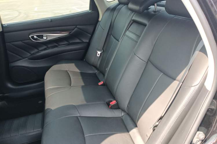 Used Infiniti Q70 2017 Q70L 2.5L Enjoyment Edition Left Rear Seat
