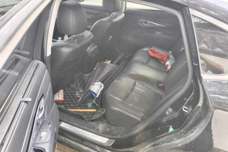 Used Infiniti Q70 2017 Q70L 2.5L Elite Edition Left Rear Seat