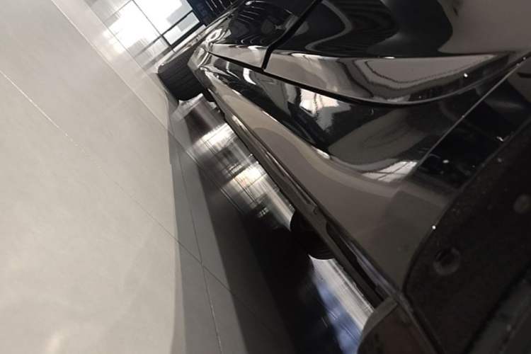 Used Infiniti Q70 2017 Q70L 2.5L Elite Edition Left Side Sill