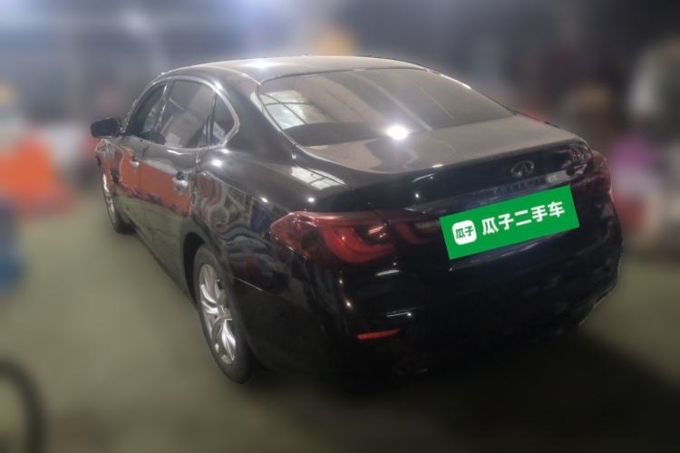 Used Infiniti Q70 2017 Q70L 2.5L Elite Edition Rear Left 45 Deg