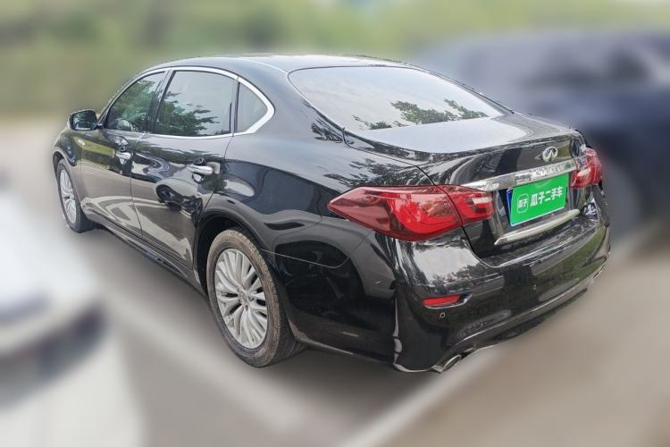 Used Infiniti Q70 2017 Q70L 2.5L Elite Edition Rear Left 45 Deg