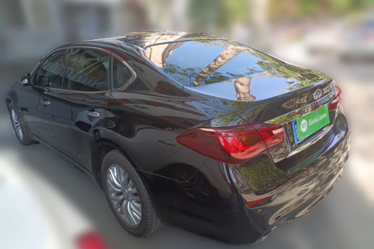 Used Infiniti Q70 2017 Q70L 2.5L Enjoyment Edition Rear Left 45 Deg