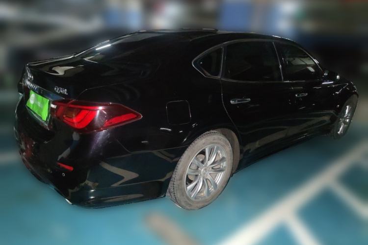 Used Infiniti Q70 2017 Q70L 2.5L Elite Edition Rear Right 45 Deg