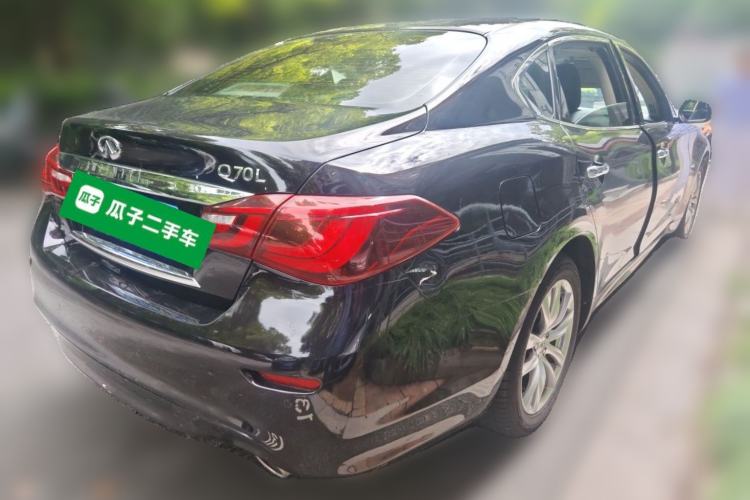 Used Infiniti Q70 2017 Q70L 2.5L Elite Edition Rear Right 45 Deg