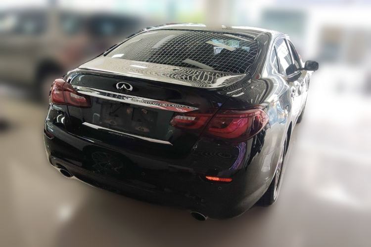 Used Infiniti Q70 2017 Q70L 2.5L Elite Edition Rear Right 45 Deg