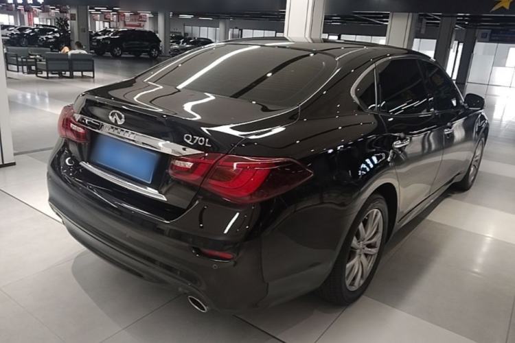 Used Infiniti Q70 2017 Q70L 2.5L Elite Edition Rear Right 45 Deg