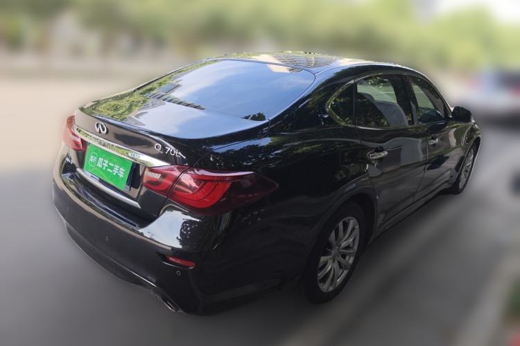 Used Infiniti Q70 2017 Q70L 2.5L Elite Edition Rear Right 45 Deg