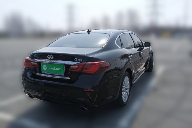 Used Infiniti Q70 2017 Q70L 2.5L Enjoyment Edition Rear Right 45 Deg