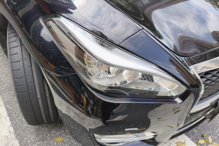 Used Infiniti Q70 2017 Q70L 2.5L Enjoyment Edition Right Front Headlight