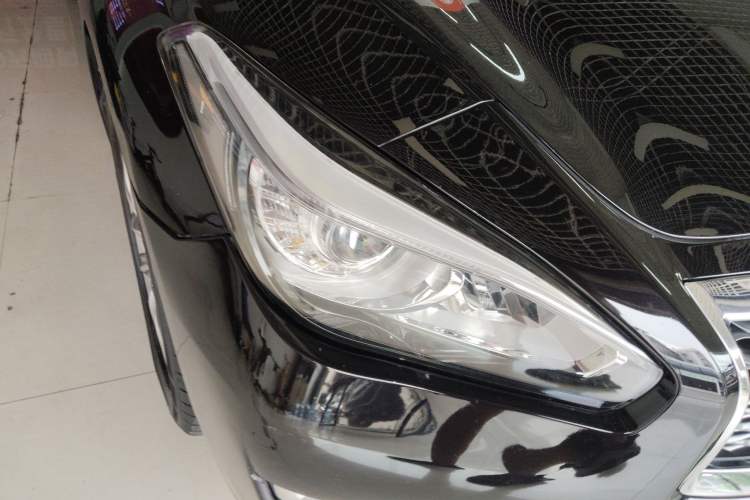Used Infiniti Q70 2017 Q70L 2.5L Elite Edition Right Front Headlight