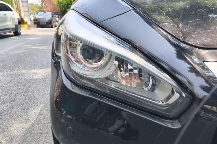 Used Infiniti Q70 2017 Q70L 2.5L Elite Edition Right Front Headlight
