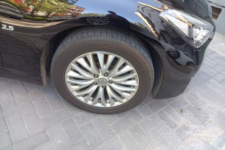 Used Infiniti Q70 2017 Q70L 2.5L Enjoyment Edition Right Front Wheel Hub