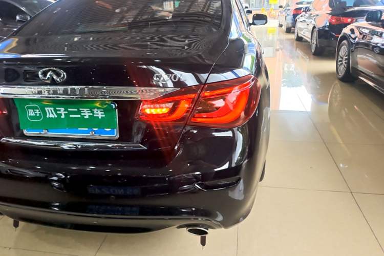 Used Infiniti Q70 2017 Q70L 2.5L Enjoyment Edition Right Rear Taillight