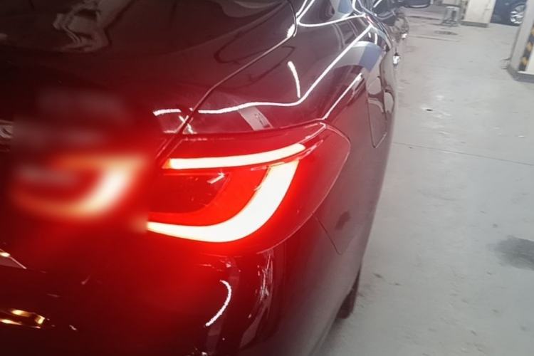 Used Infiniti Q70 2017 Q70L 2.5L Elite Edition Right Rear Taillight