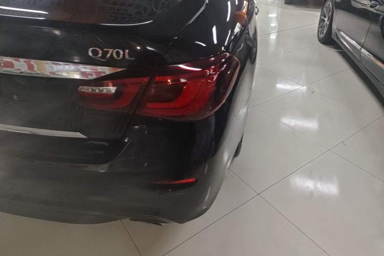 Used Infiniti Q70 2017 Q70L 2.5L Enjoyment Edition Right Rear Taillight